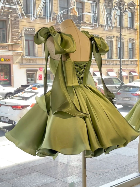 Sweet Homecoming Dress Spaghetti Straps Pleated Evening Dresses Birthday Party Dress Short Prom Gown     D2610