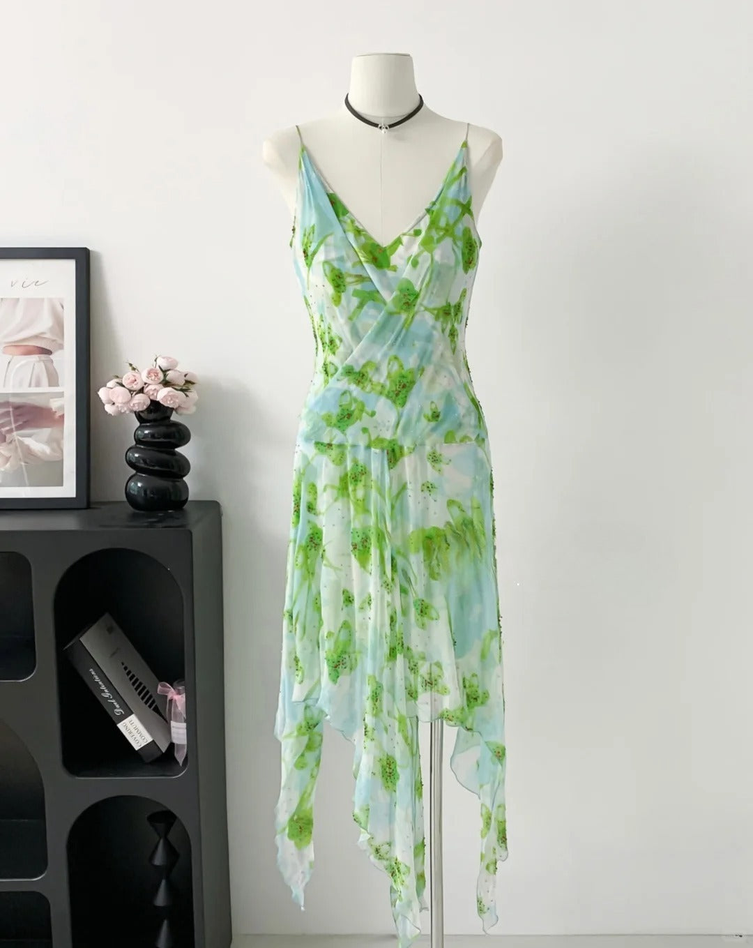 Jolie robe de bal à col en V et ourlet asymétrique plissé, robe de soirée, robe de danse D2692