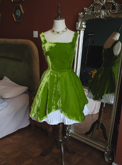 Cute Homecoming Dress Velvet A Line Square Neck Short Prom Dress Birthday Party Dress Cocktail Dress    D2812