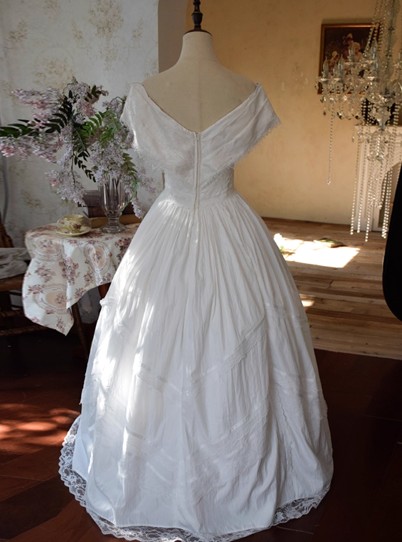 Elegant Prom Dress V-neck Pleated Birthday Party Dress Evening Dress Ball Gown  D2814