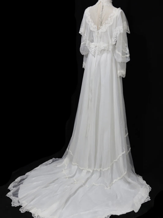 Elegant A Line High Collar Tulle Wedding Dress with Train   D2819