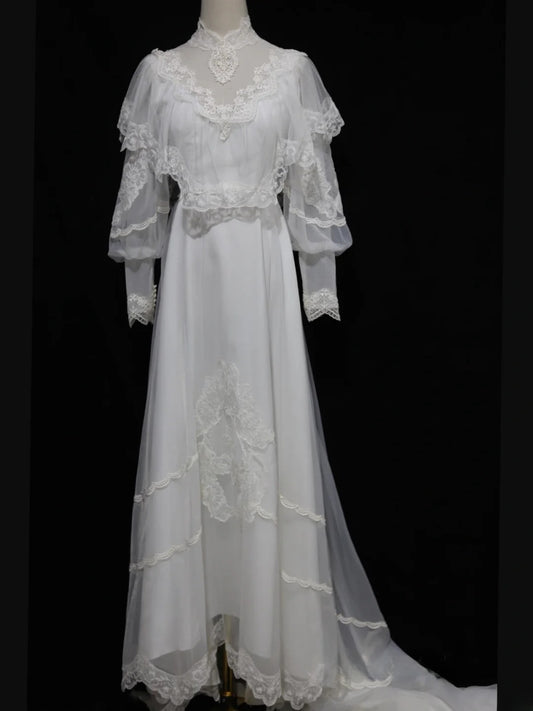 Elegant A Line High Collar Tulle Wedding Dress with Train   D2819