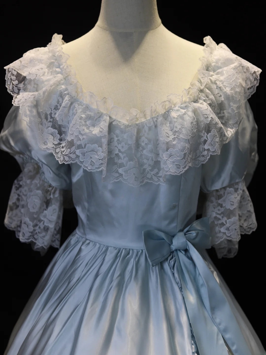 Sweet Prom Dress Square Neck Lace Bowknot Ball Gown Quinceanera Dress Evening Dress  D2820