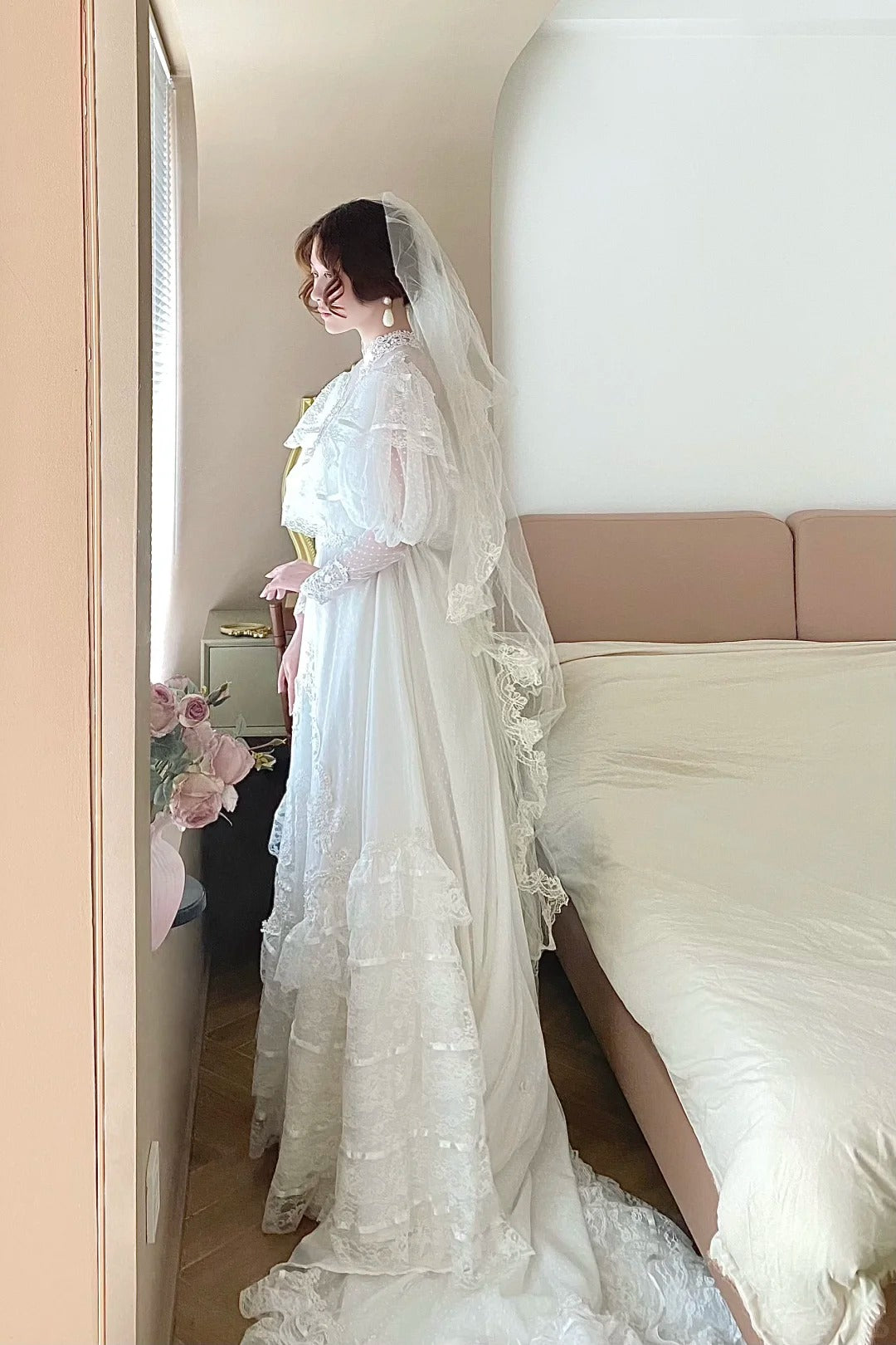 Stunning A Line Long Sleeve Lace Tulle Wedding Dress  D2856
