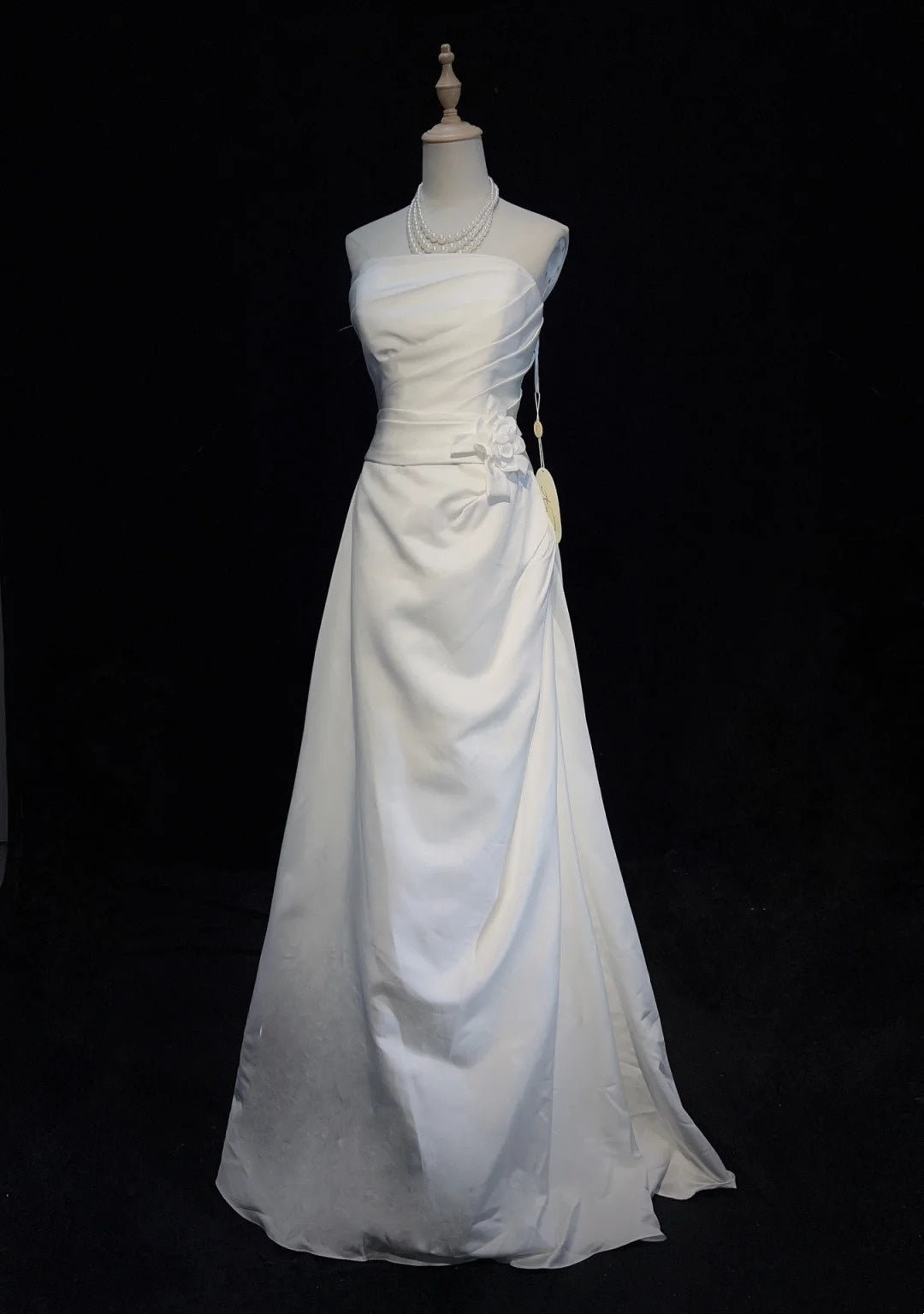 Charming A Line Strapless Pleated Wedding Dress    D2890