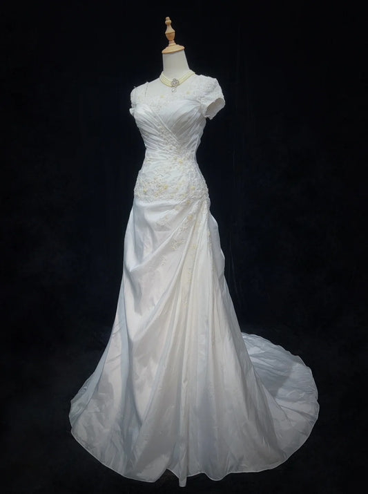 Beauty A-Linie Plissee-Brautkleid mit quadratischem Ausschnitt D2893