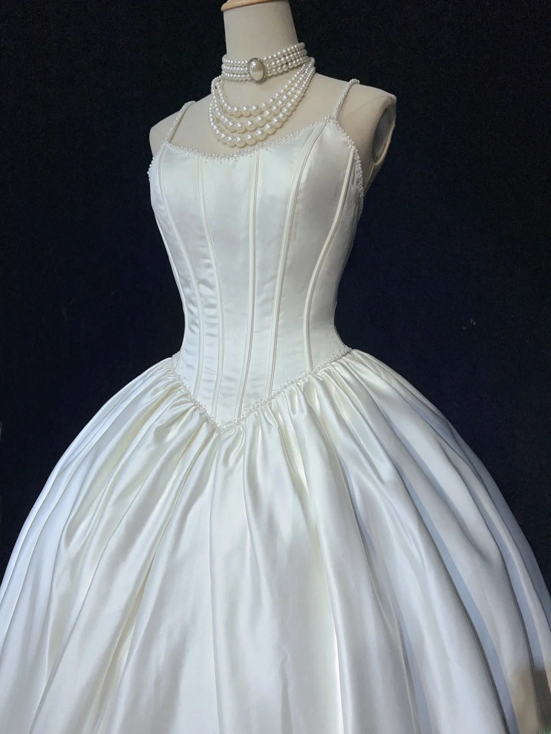 Elegant Spaghetti Straps Pearl Wedding Dress Ball Gown  D2908
