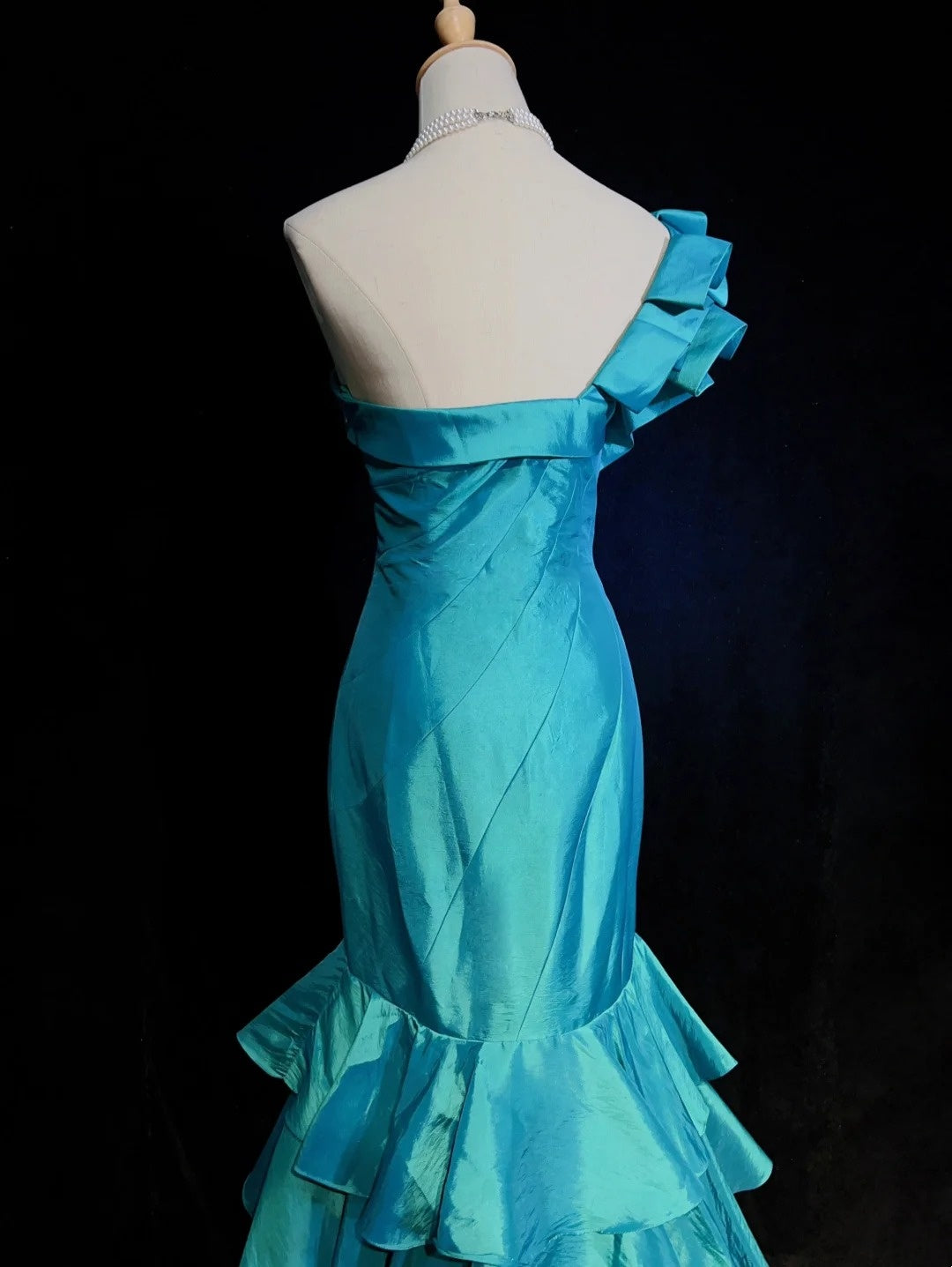 Beauty Prom Dress One Shoulder Pleated Tiered Mermaid Evening Dress Gala Dress Party Dress   D2909