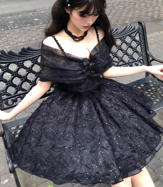 Unique Black Homecoming Dress Spaghetti Straps Pleated Birthday Party Dress Short Prom Dress Cocktail Dress   D2929