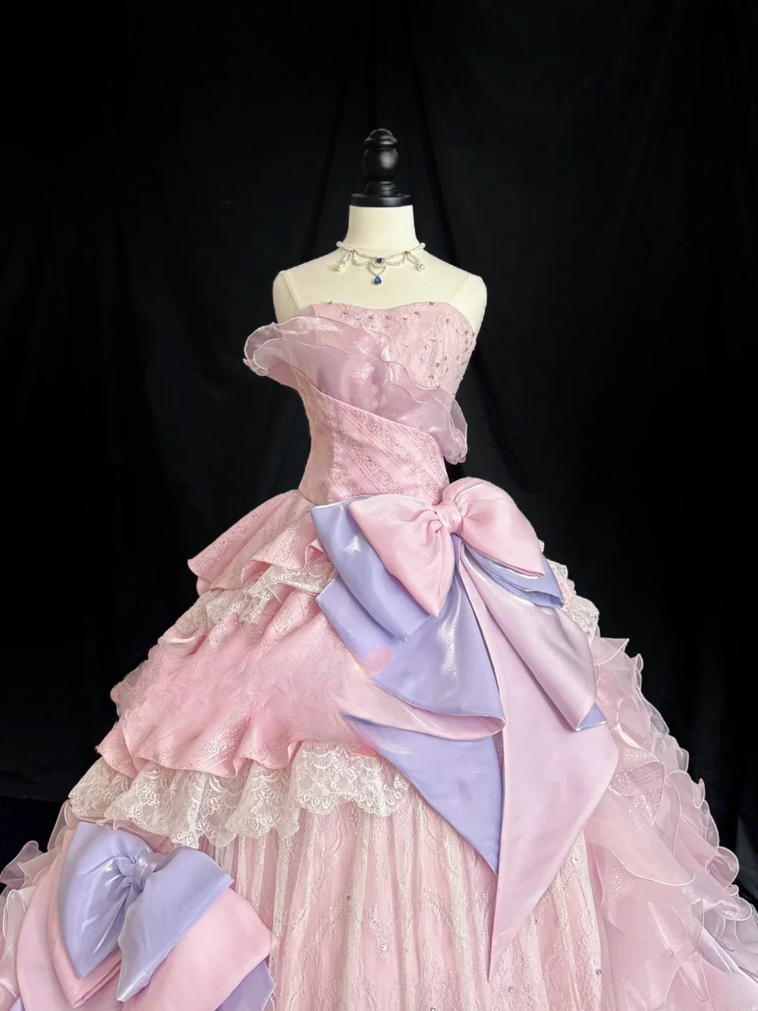 Pretty Prom Dress Strapless Lace Ruffle Ball Gown Evening Dress Sweet 16 Dress    D2838