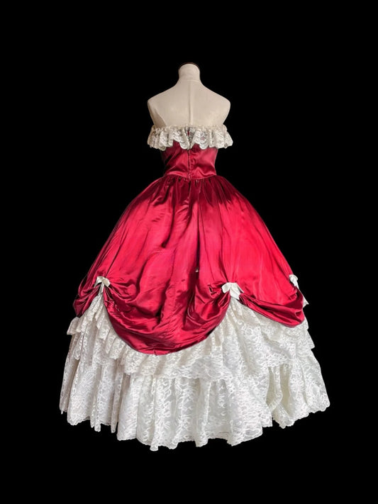 Elegant Prom Dress Sweetheart Pleated Ball Gown Evening Dress Quinceanera Dress    D2840