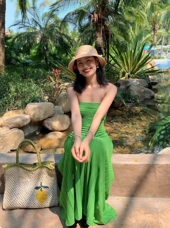 Charming Women Dress Green Strapless Pleated Summer Date Dress Seaside Party Dress   D2959