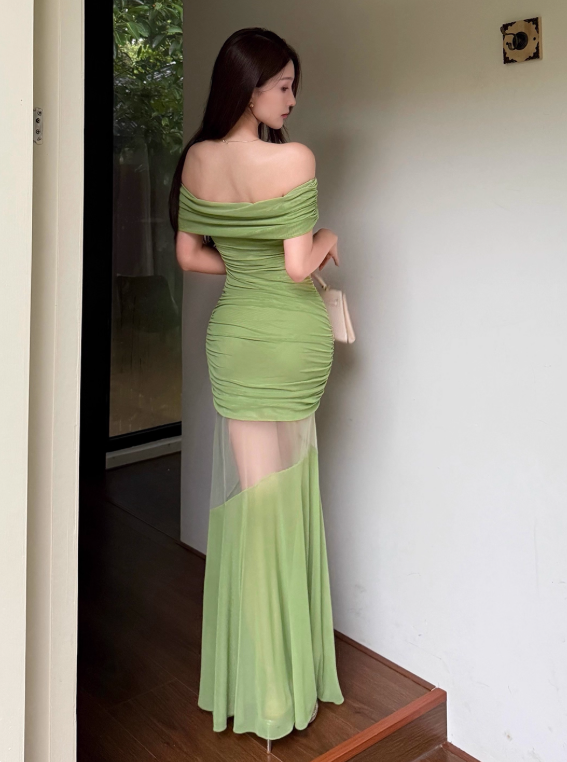 Pretty Summer Dress Off Shoulder Pleated Women Dress Vacation Seaside Date Dress Party Dress   D2965