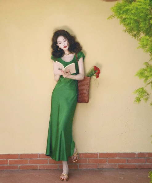 Minimalist Summer Dress Crew Neck Women Dress Vacation Dress Daily Date Dress   D2968