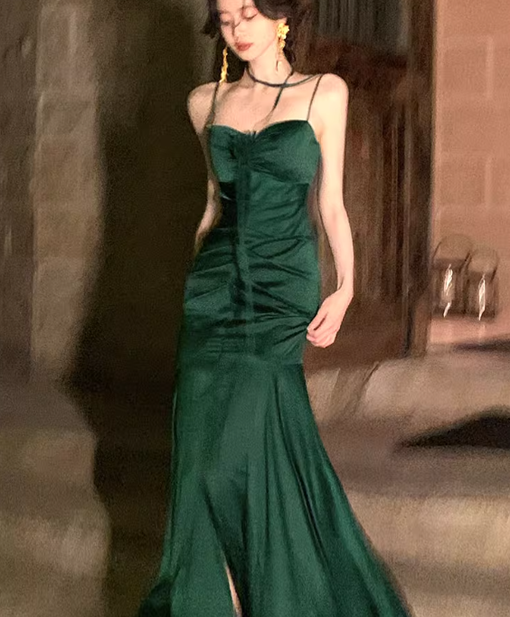 Stunning Summer Dress Spaghetti Straps Pleated Slit Women Dress Vacation Dress Daily Date Dress Party Dress   D2969
