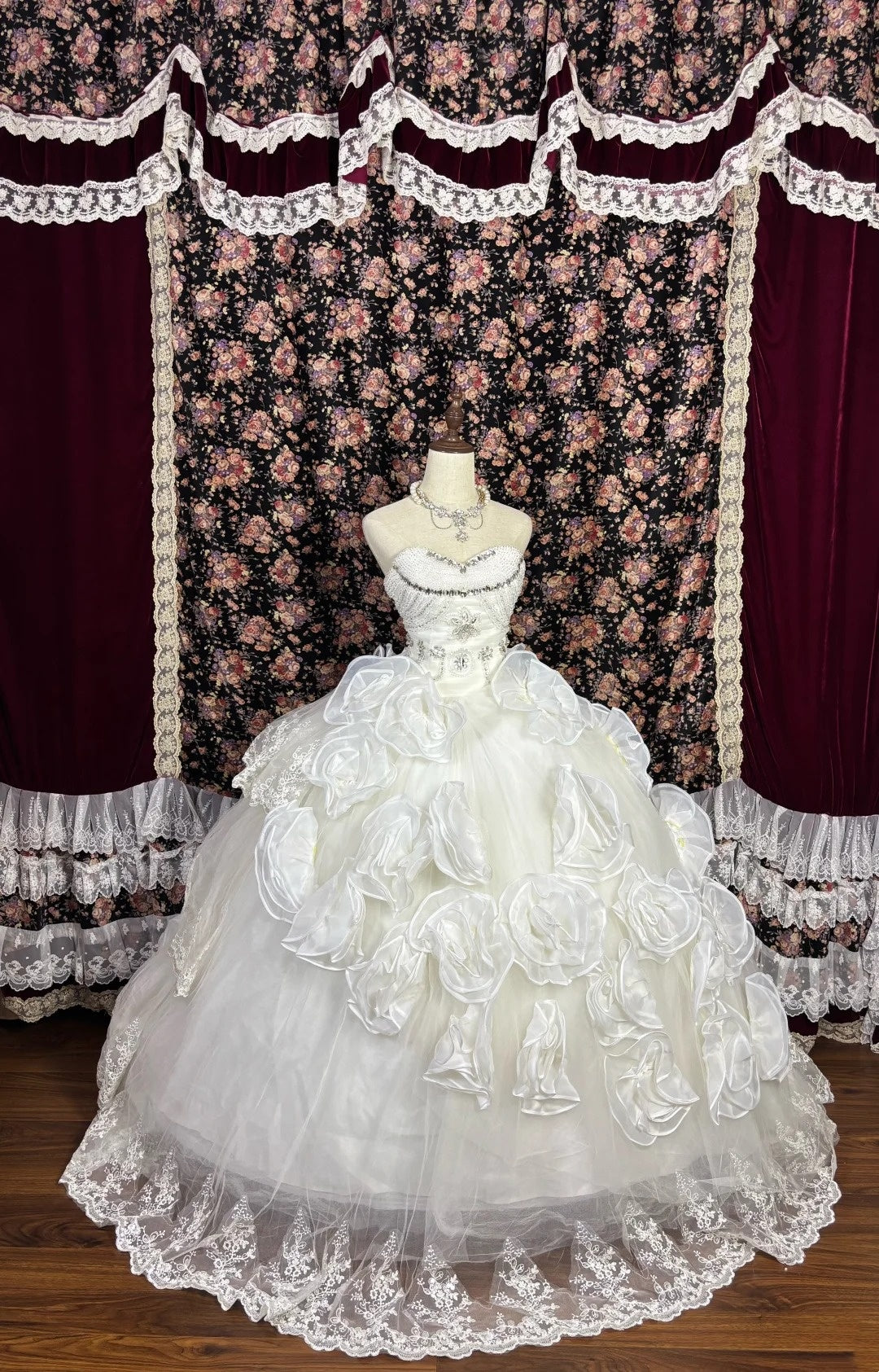 Stunning Ball Gown Sweetheart Beading Ruffle Birthday Dresses Evening Dress Quinceanera Dress Prom Dress     D3011
