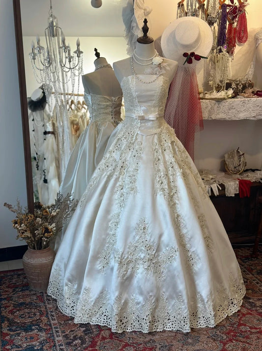 Vintage Strapless Ivory Wedding Gown Wedding Dress D3027