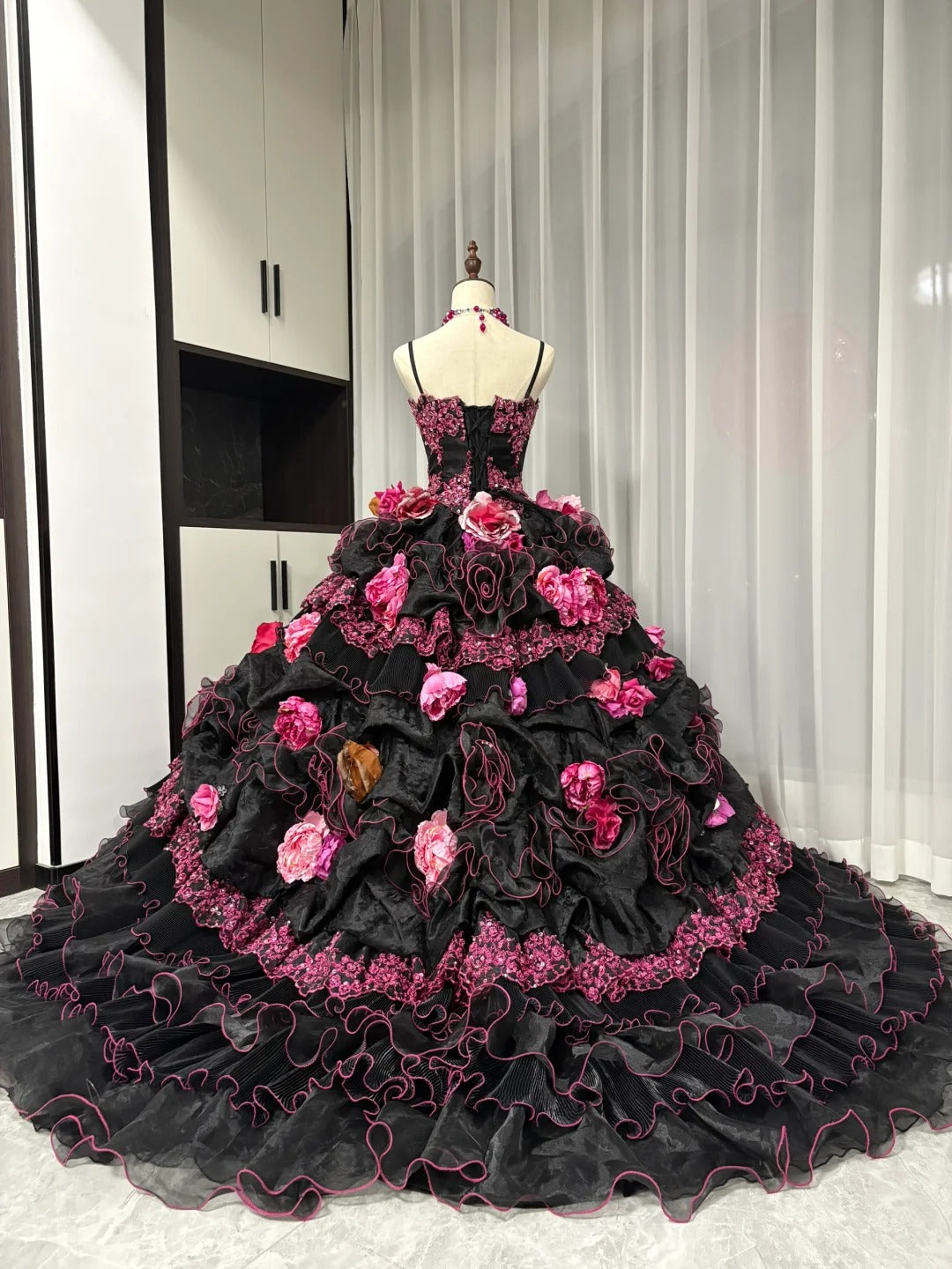 Stunning Prom Dress Spaghetti Straps Flower Ruffle Ball Gown Evening Dress Quinceanera Dress   D3051