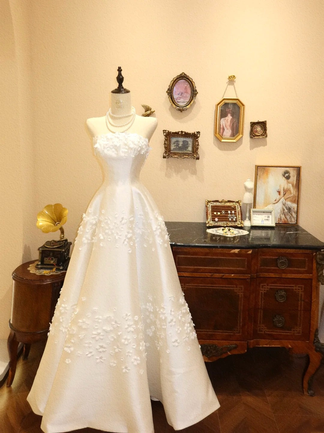 Elegant Prom Dress A Line Strapless Floral Evening Dress Gala Dress      D3055