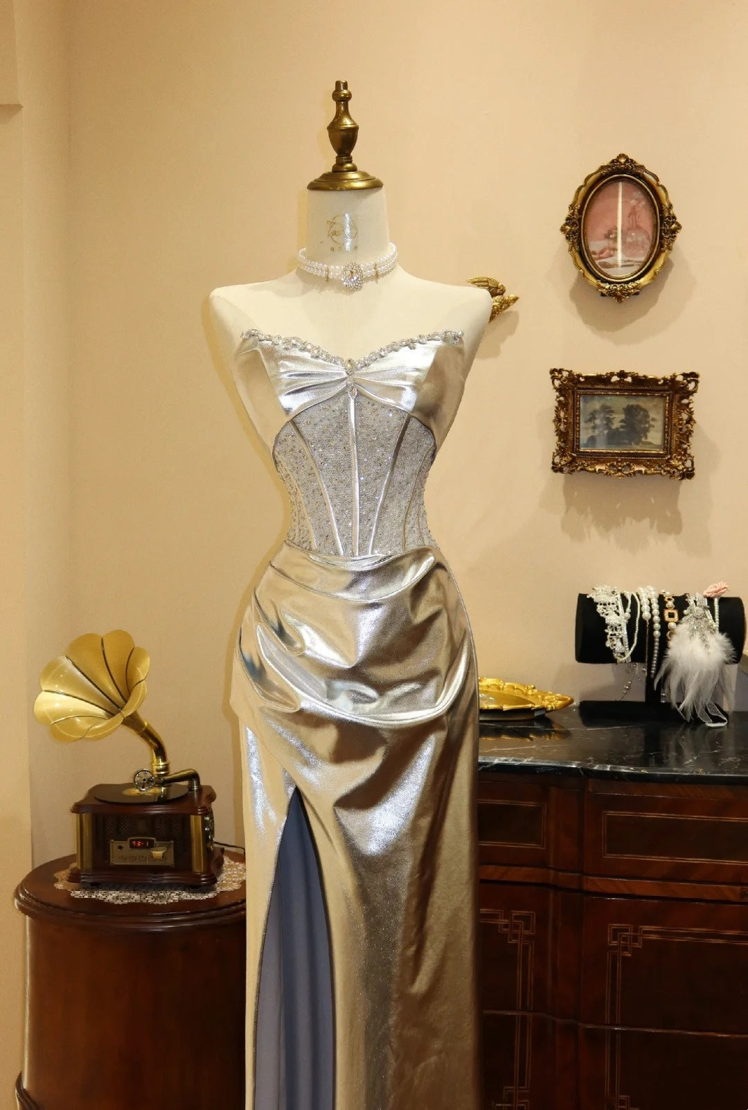 Shiny Prom Dress Sliver Sweetheart Slit Pleated Long  Evening Dress Gala Dress D3088