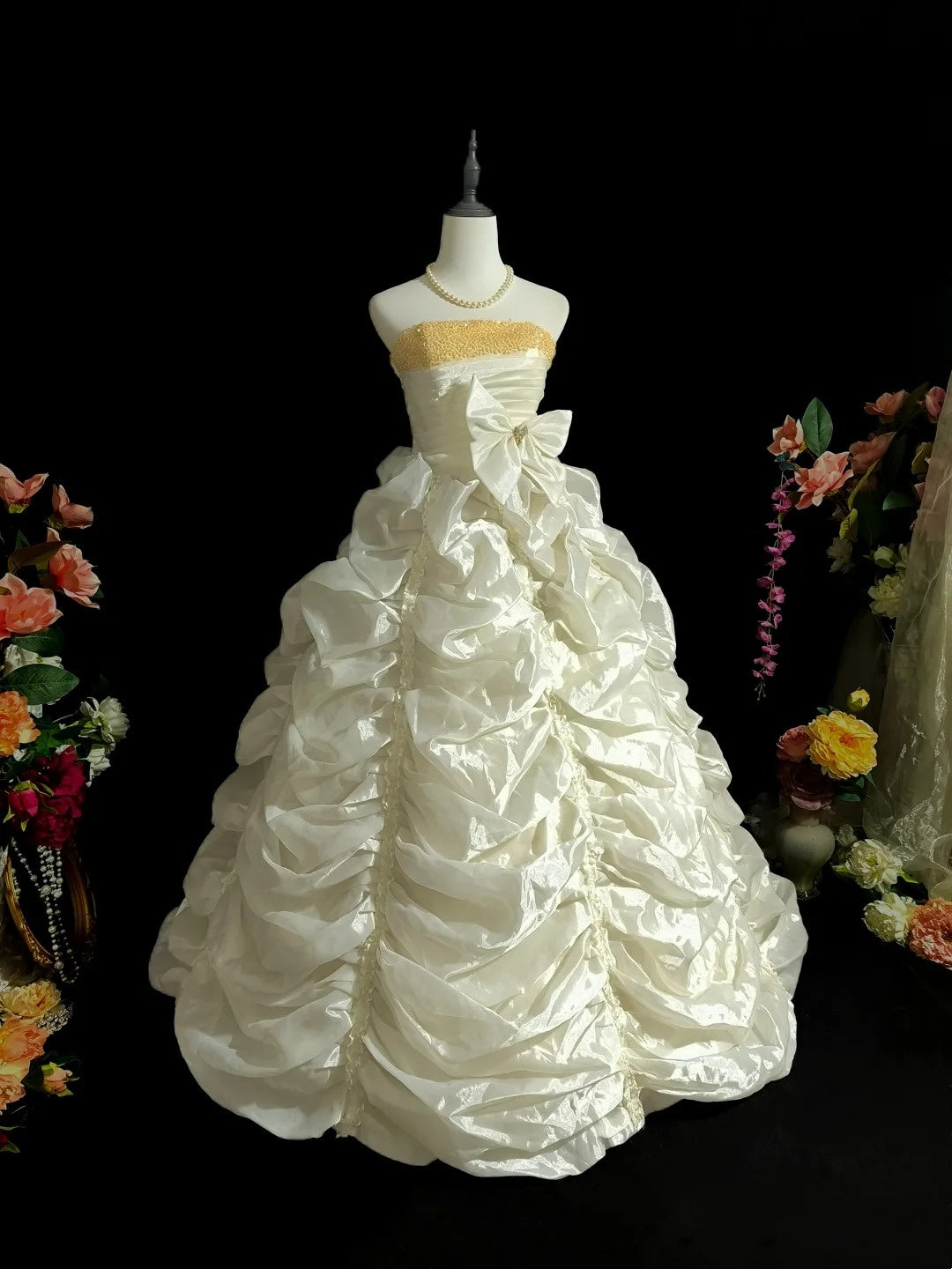 Pretty Strapless Beading Pleated Wedding Dress D3110