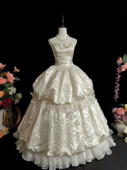 Vintage Strapless Pleated Lace Wedding Dress D3113