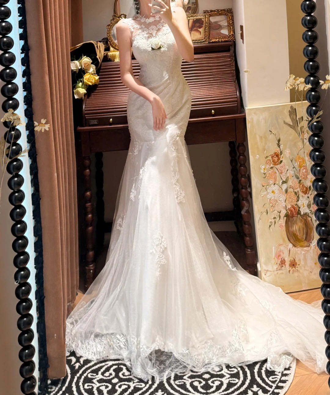 Robe de mariée sirène élégante à col ras du cou et à plis en dentelle D3116