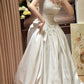 Elegantes Spaghettiträger Plissee Brautkleid D3123