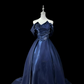 Atemberaubendes Ballkleid, dunkelblau, asymmetrischer Ausschnitt, plissiertes Ballkleid, Abendkleid D3152