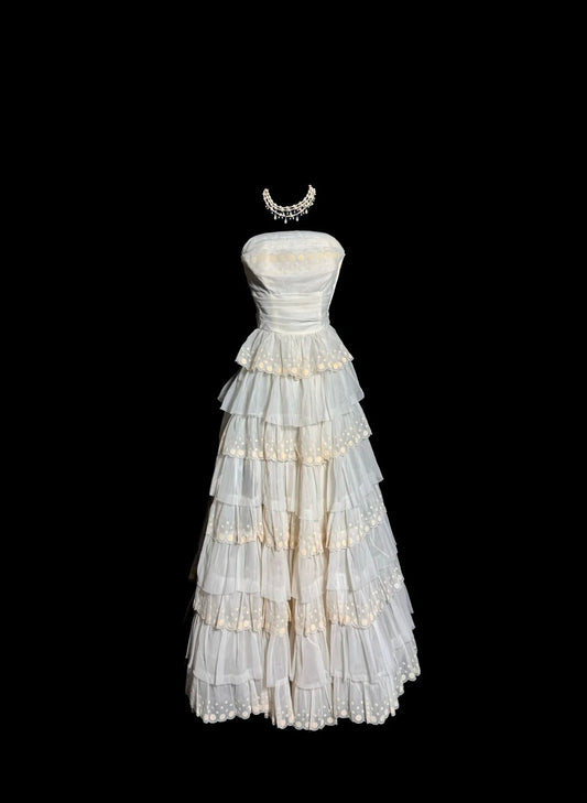 Beauty Wedding Dress A Line Strapless Pleated Tiered Wedding Dress  D3217