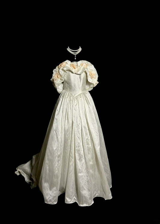 Charming Wedding Dress A Line Off Shoulder Flower Pleated Wedding Dress  D3223