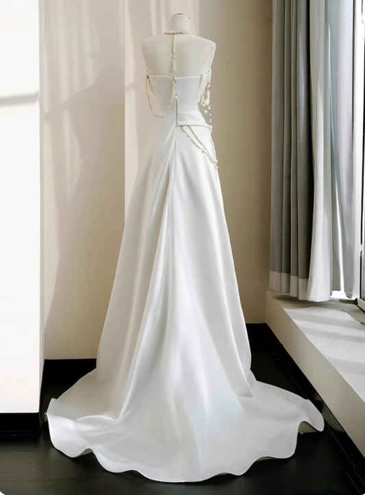 Elegant Wedding Dress A Line Strapless Pleated Wedding Dress D3229