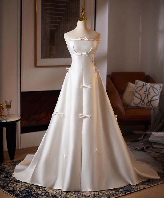 Minimalist Wedding Dress A Line Strapless Wedding Dress  D3236