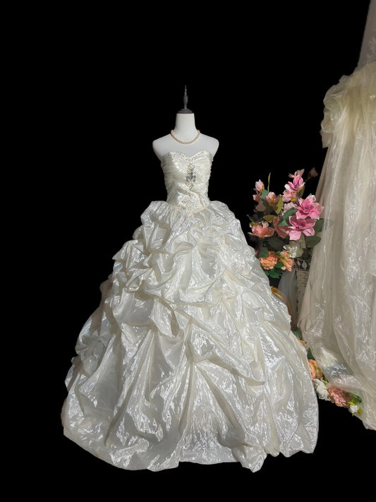 Pretty Wedding Dress Sweetheart Pleated Wedding Dress  D3250