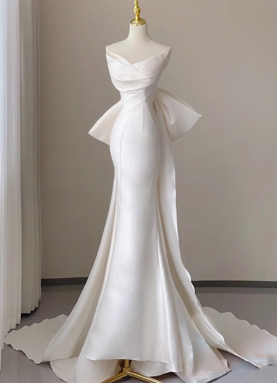 Beauty Wedding Dress Strapless Bowknot Pleated Mermaid Wedding Dress  D3259