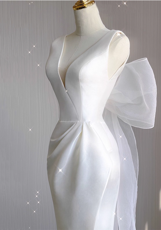 Minimalist Wedding Dress V-neck Pleated Slit Wedding Dress  D3262