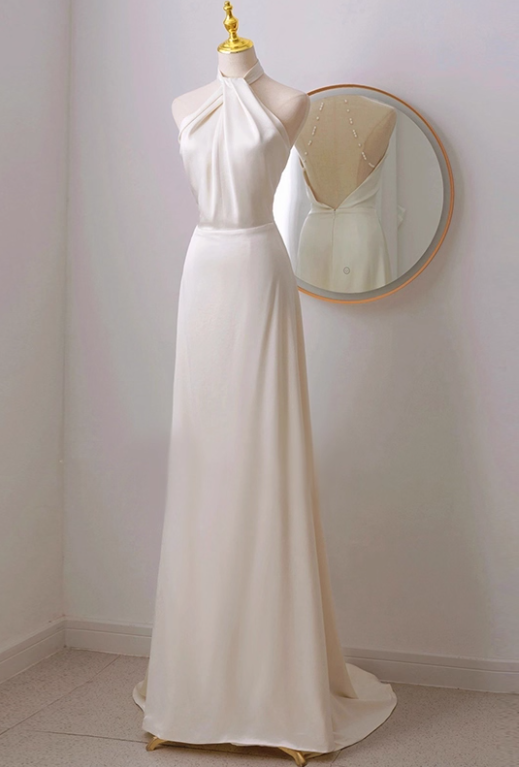 Elegant Wedding Dress A Line Halter Wedding Dress D3264