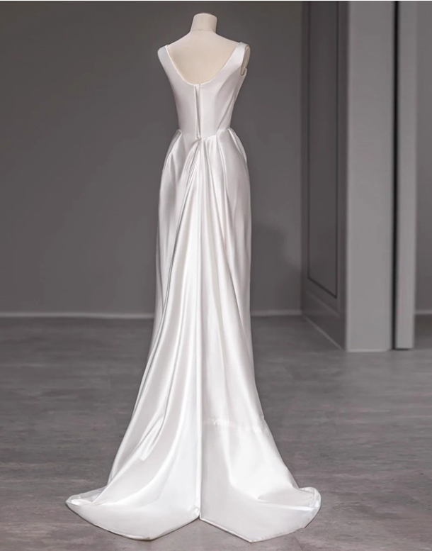 Charming Wedding Dress Spaghetti Straps Pleated Wedding Dress D3265