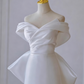 Jolie robe de mariée trapèze plissée à épaules dénudées D3297