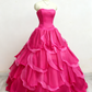 Charmante robe de bal rose vif sans bretelles à volants, robe de soirée, robe de bal D3383