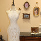 Robe de mariée élégante à col ras du cou et style sirène D3398