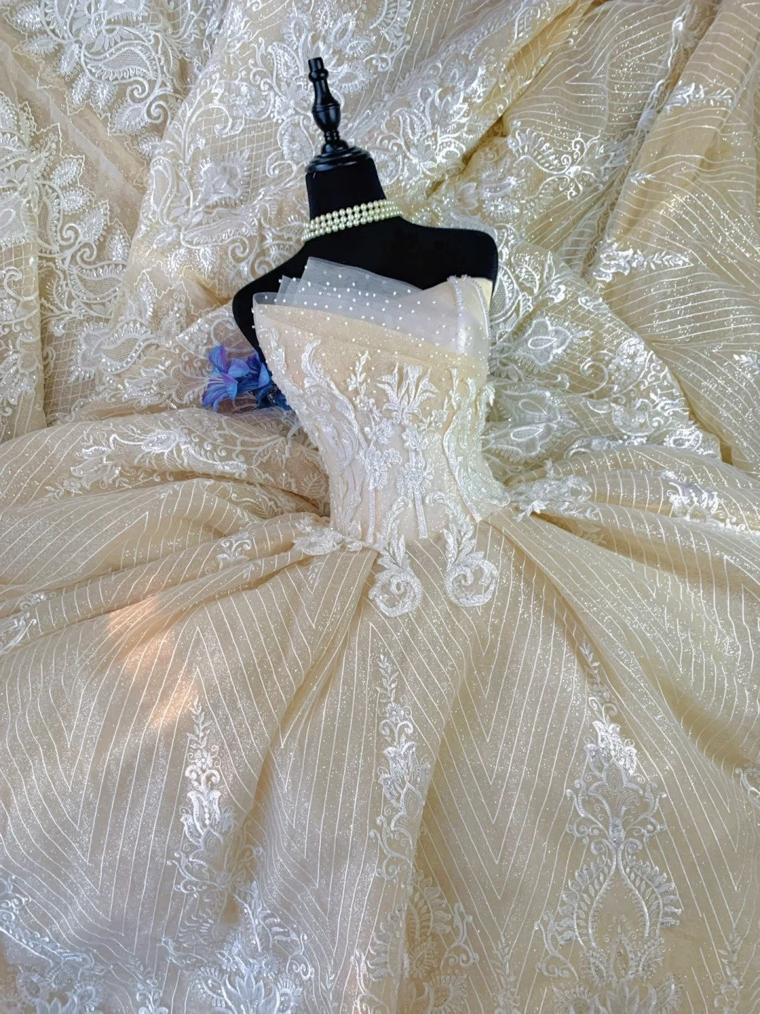 Pretty Wedding Dress Strapsless Pleated Wedding Dress  D3420
