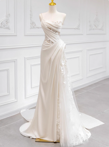 Robe de mariée beauté A-Line, décolleté en cœur, plissée, D3302