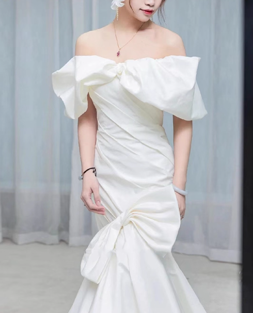 Stunning Wedding Dress Off Shoulder Pleated Mermaid Wedding Dress   D3483