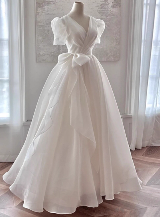 Beauty Wedding Dress V-neck Pleated Wedding Dress  D3487
