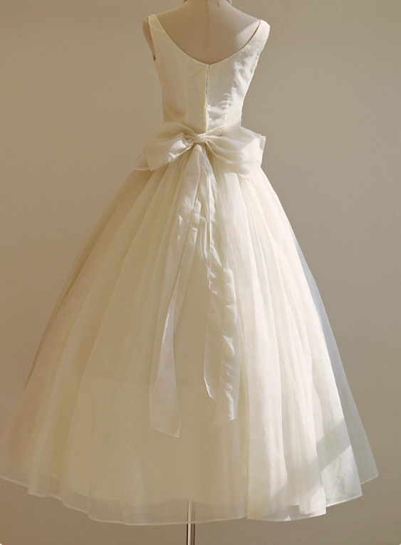 Stunning Wedding Dress Strapless Pleated Tulle Wedding Dress  D3491