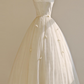 Stunning Wedding Dress Strapless Pleated Tulle Wedding Dress  D3491