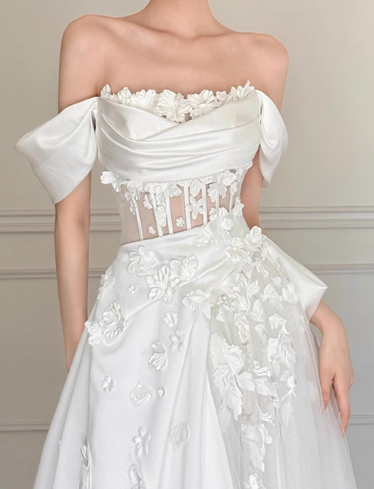 Stunning Wedding Dress Off Shoulder Floral Pleated Wedding Dress  D3509