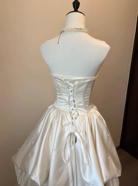 Robe de mariée beauté A-Line, décolleté en cœur, plissée, D3302