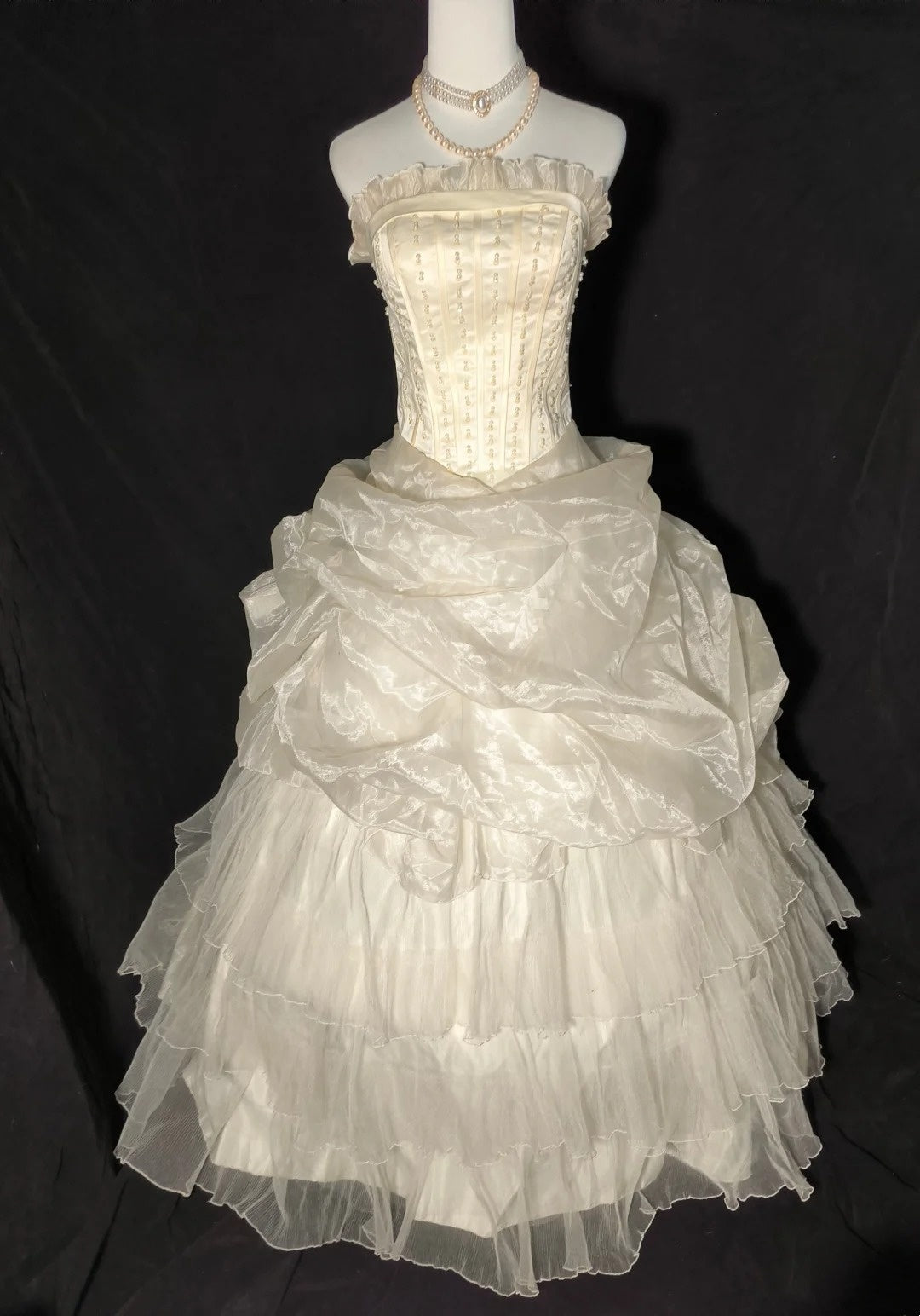 Robe de mariée beauté A-Line, décolleté en cœur, plissée, D3302